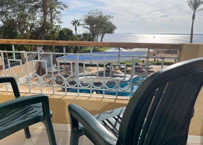Ras Katy Sunset Views Konukevi 4*